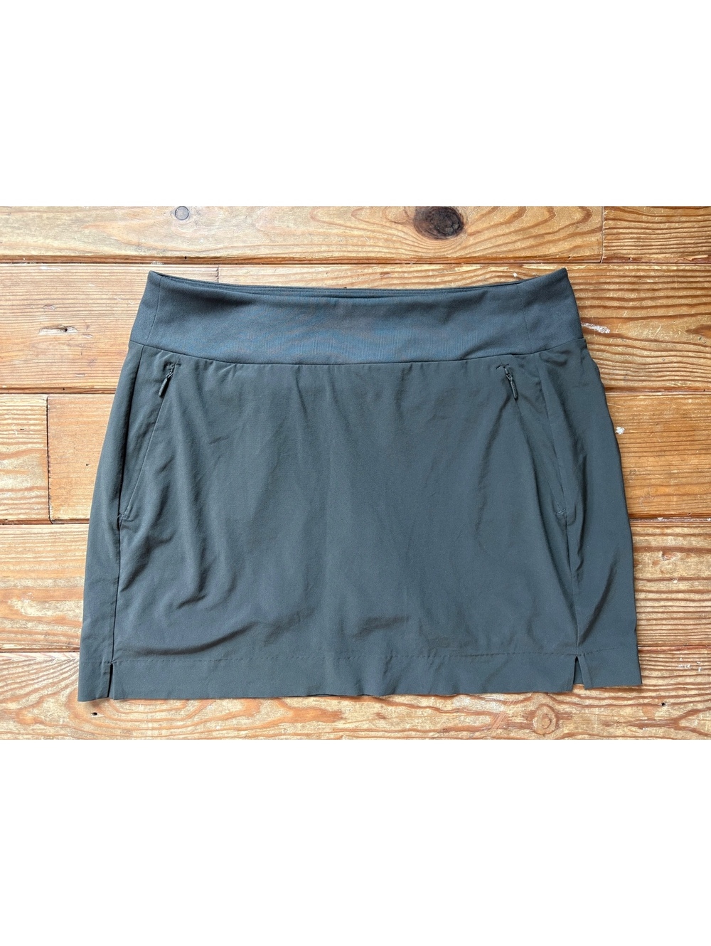 Athleta Women's Black Performance Skort Size 12 with Built-In Shorts and Pockets